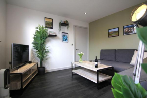 West Bar Penthouse FREE Parking